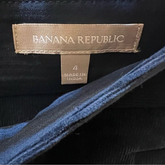 Banana Republic Dark Blue Pencil Skirt with Button Details - Picture 3 of 3